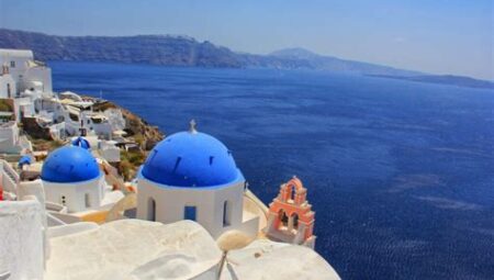 Santorini’de Romantik Bir Tatil